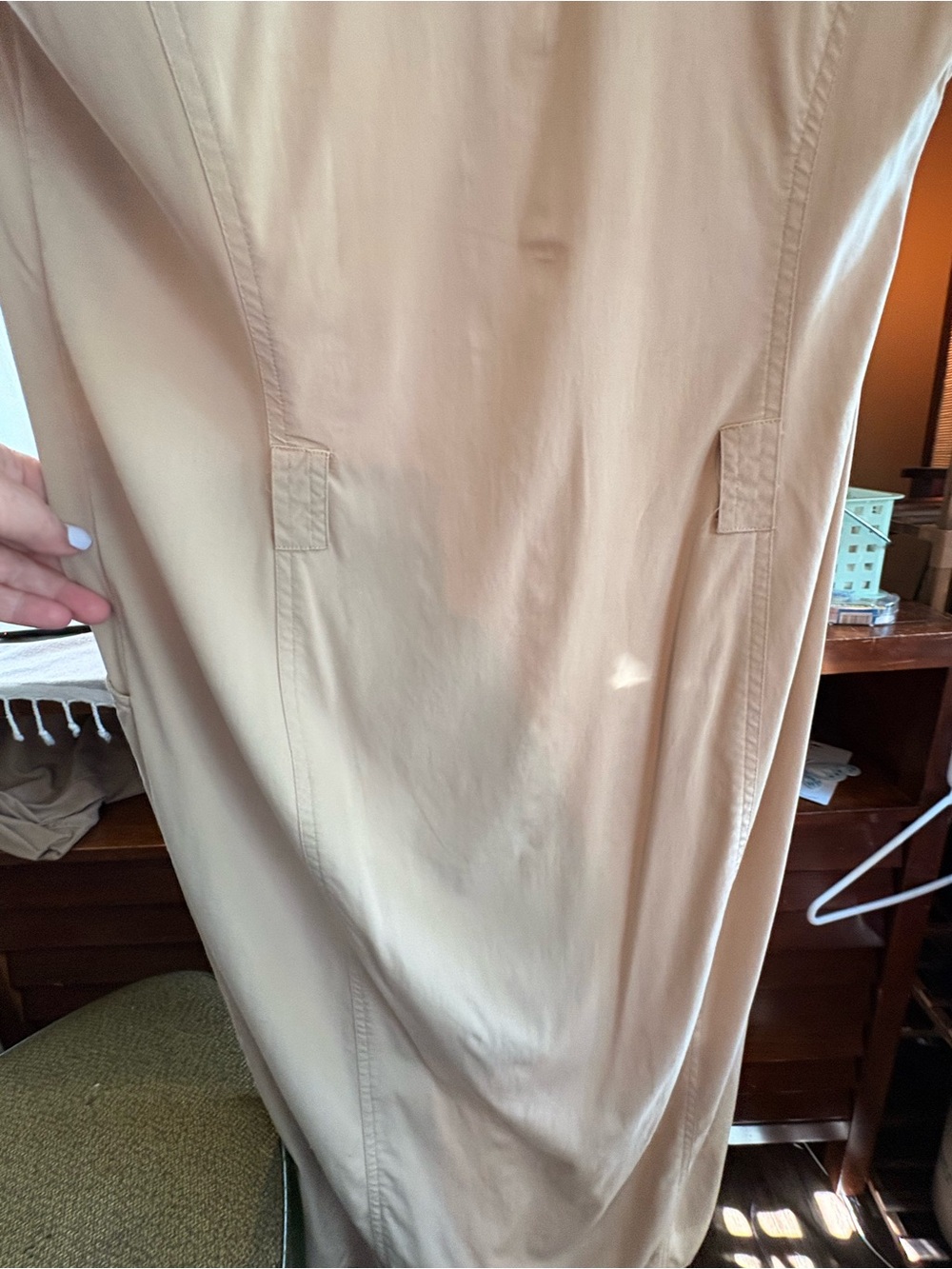 LOFT Sleeveless Shirt Dress in Light Beige. Ladies size 10. Timeless - Picture 5 of 9